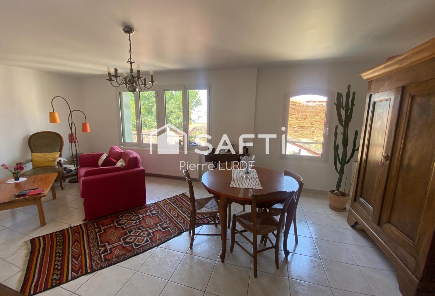 Appartement T2 de 70 m2 avec stationnement — photo 1