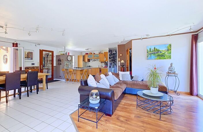 maison plain pied suite parentale revenus panneaux solaires — photo 3