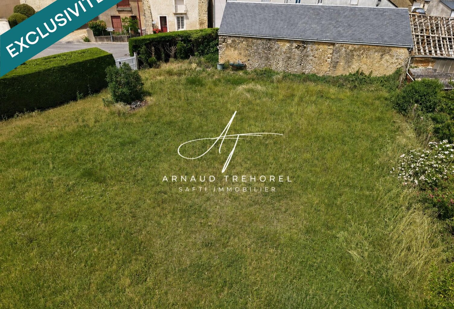 Terrain constructible 501 m² - Hors lotissement — photo 1
