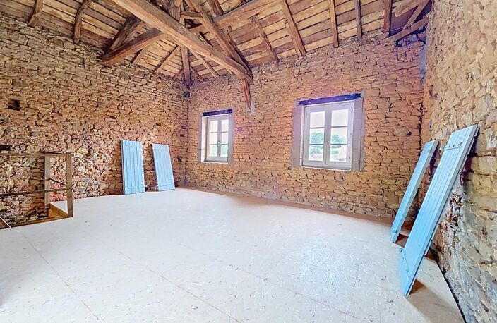 ALIX  DUPLEX T4 À IMAGINER AVEC JARDIN PRIVATIF — photo 4