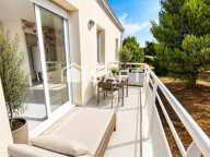 Les Sables-d'Olonne  Élégant T2 avec balcon, piscine, faibles charges et place de stationnement privatif — photo 4