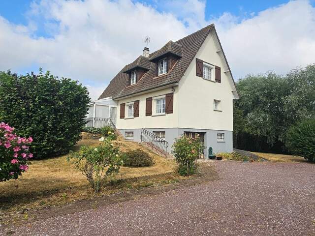 Maison 3 chambres, 1 bureau, sous-sol complet, dépendance — photo du bien