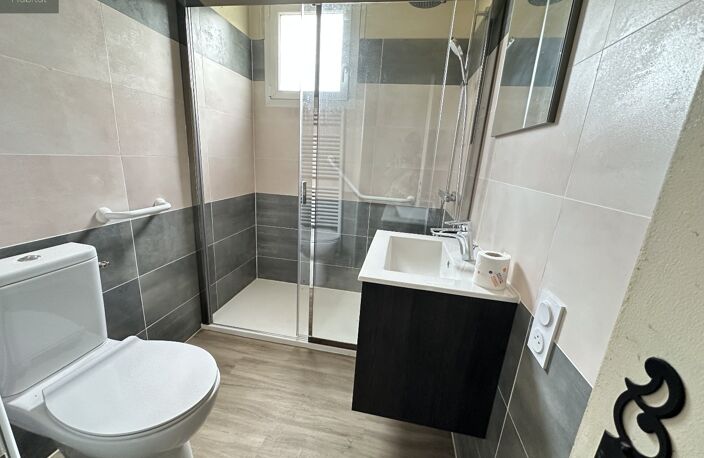 Proche du centre ville, quartier calme, Maison 4 chambres, garage, sur terrain de 630m² — photo 4