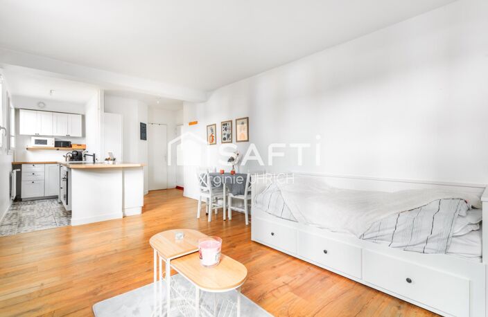 STUDIO de charme, RÉNOVÉ, de 32m2, CARREZ, AVEC GRANDE CAVE, à Maurepas, en zone piétone, au calme et proche de toutes commodités! — photo 5