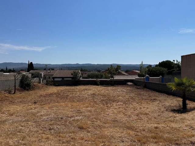 Terrain de 616 m² sur les hauteurs de Trèbes — photo du bien