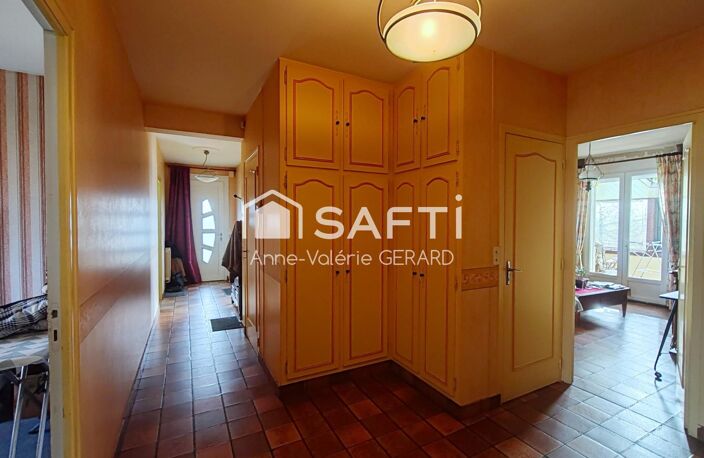 Pavillon 202 m² avec sous sol et grand terrain clos — photo 2