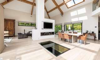 Maison 9 Pièces 566 m² à vendre à Lamorlaye (60260)