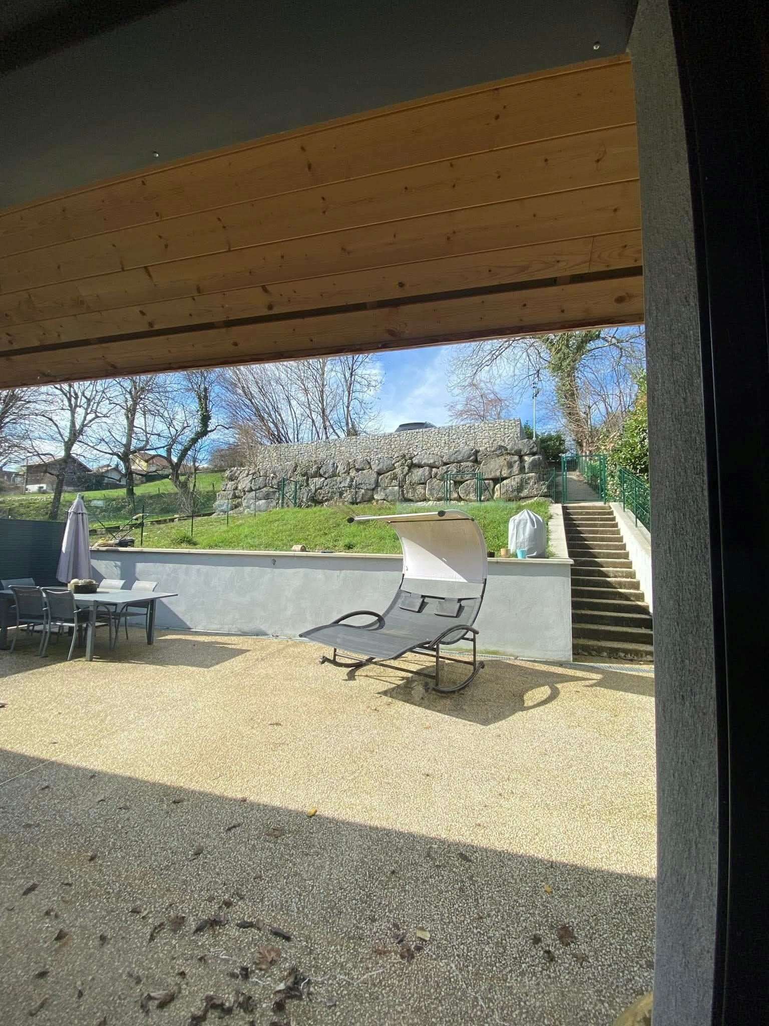 RARE A LA VENTE à VAULX (74150) Appartement T3 de 77.42 m² avec extérieur