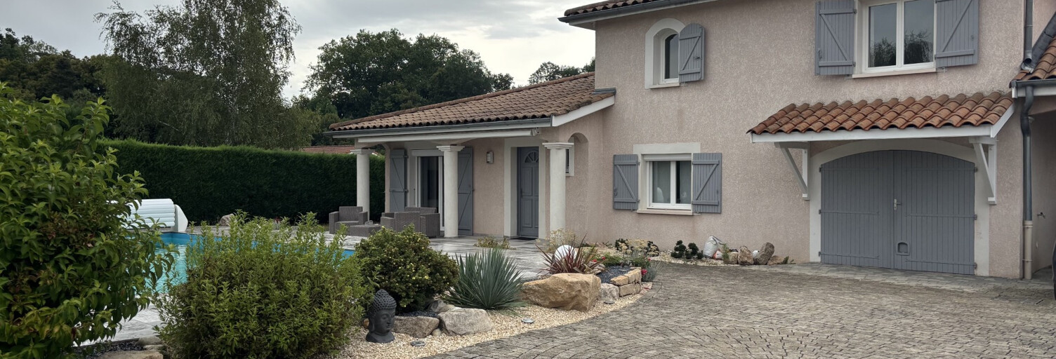 Maison 6 Pièces 141 m² à vendre à Savigneux (01480)