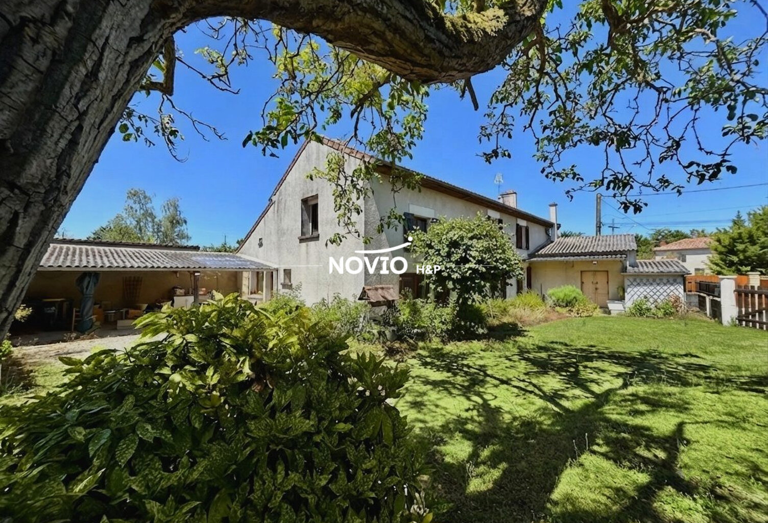 Maison à vendre Saint-Martin-la-Pallu — photo 1