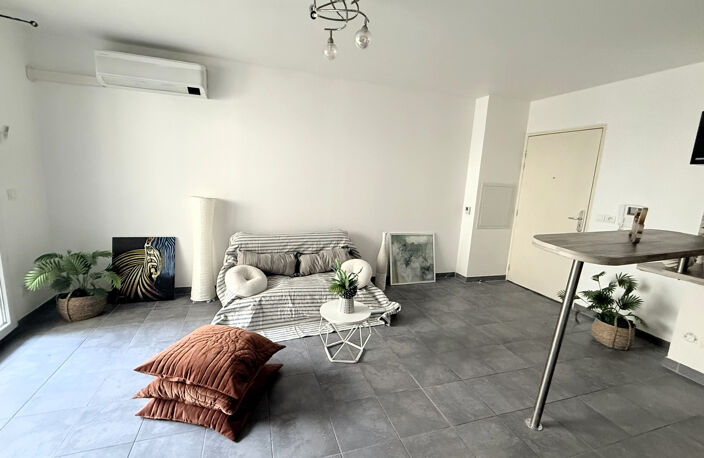 13010   La Capelette beau T2 plus terrasse dinatoire au calm — photo 2