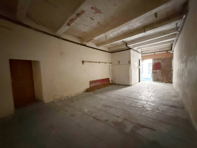 Garage , de 45m2 , Accès direct sur rue , proche du centre v — photo 1