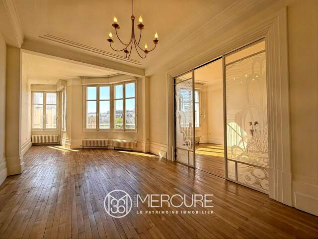 Appartement T5 de 120 m² – Charme Art Déco, beaux volumes et for — photo du bien