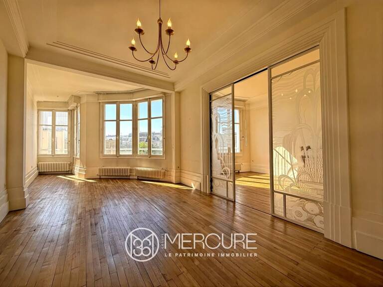Appartement T5 de 120 m² – Charme Art Déco, beaux volumes et for — photo 1