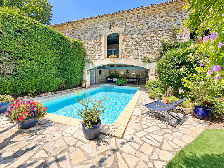 À Vendre- Maison Vigneronne 225 M2 - 7 pièces — photo 1