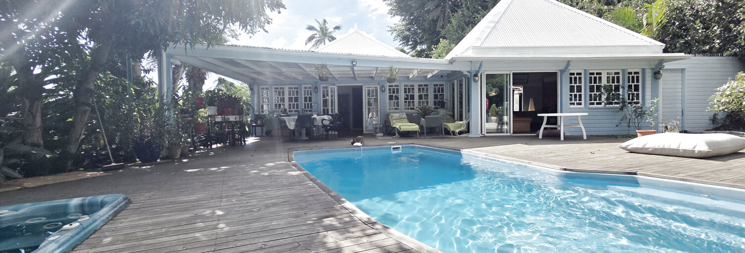 Maison 5 Pièces 163 m² à louer à Saint-Denis (97417)