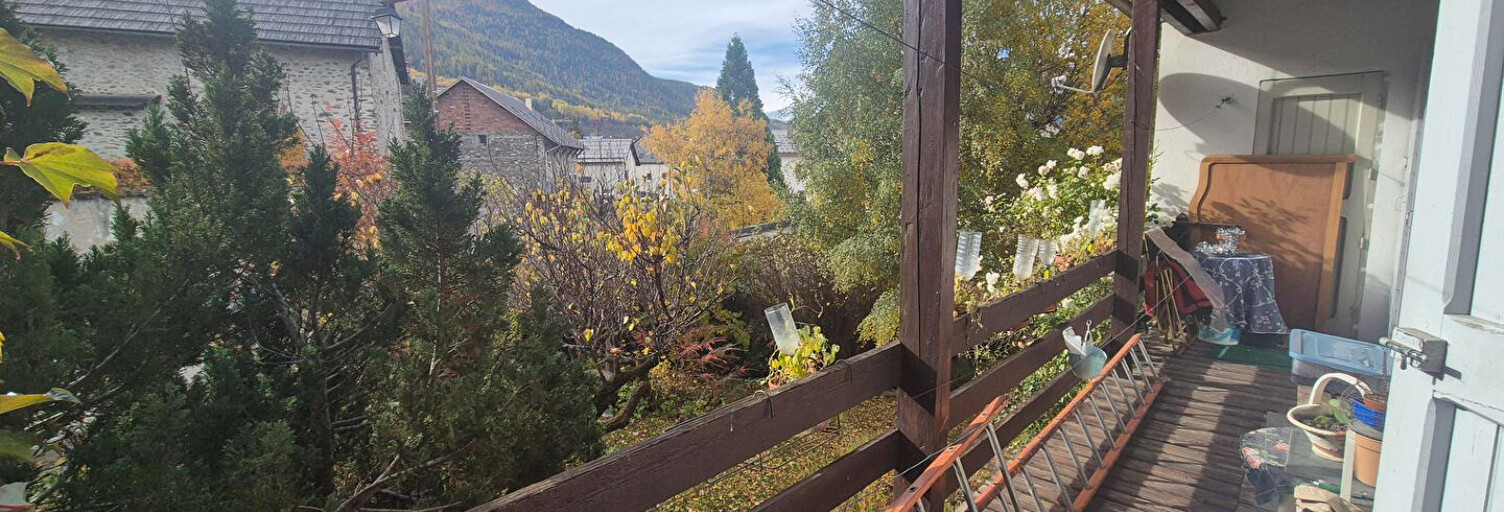 Maison 10 Pièces 188 m² à vendre à Villar-Saint-Pancrace (05100)