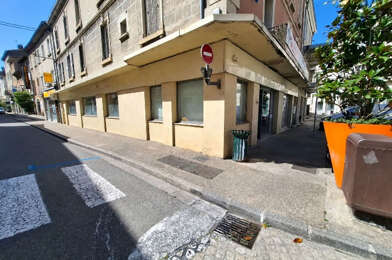 Commerce  140000 €
