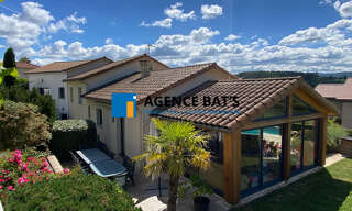 Maison 8 Pièces 257 m² à vendre à Roche-la-Molière (42230)