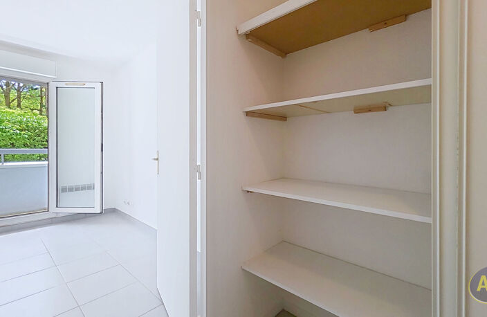 Appartement Gradignan T1 de 22 m2 avec balcon et parking sécurisé — photo 5