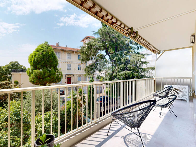 NICE - RUE DE FRANCE : SUPERBE 3 PÈCES AVEC TERRASSE ET BALCON AU CALME — photo 1