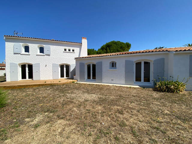 À 400 m de la plage - Maison de charme sur 1 000 m² de terrain — photo du bien