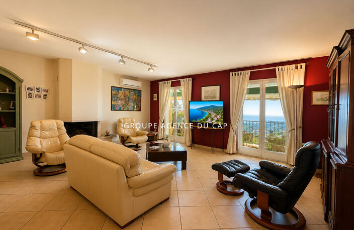 A VENDRE  VILLA PROVENÇALE  VUE MER PISCINE GARAGE AUX ISSAMBRES — photo 5