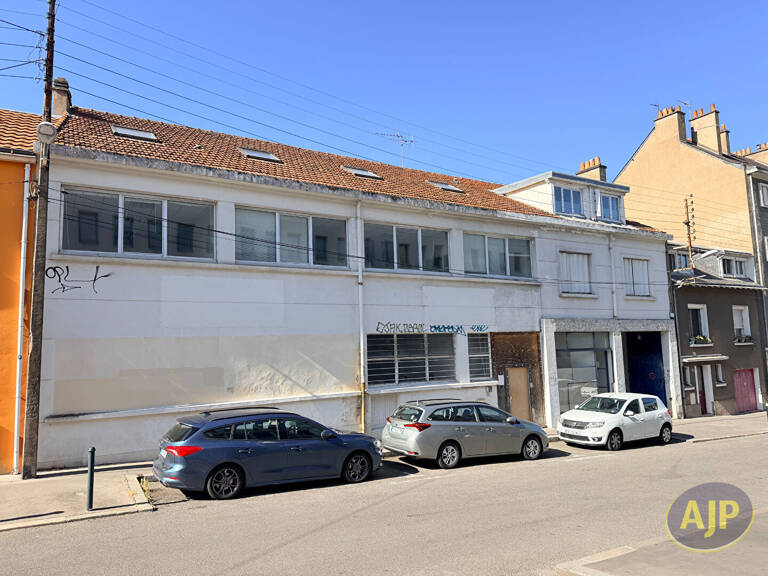 IMMEUBLE 1000M2 NANTES-DALBY — photo 1