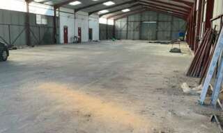 Commerce  850 m² à louer à Came (64520)