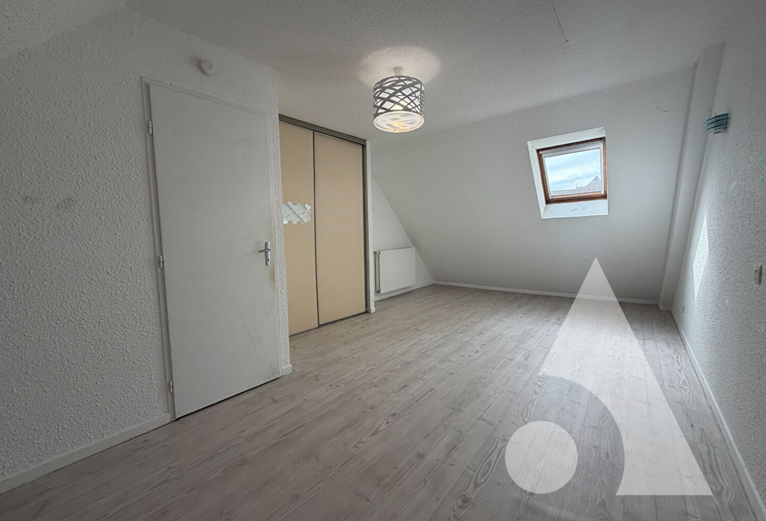 Appartement Dole 4 pièce(s) 77.05 m2 — photo 1