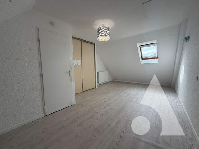 Appartement Dole 4 pièce(s) 77.05 m2 — photo du bien