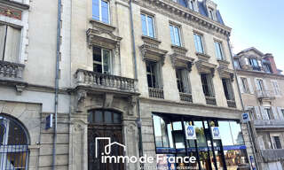 Commerce 12 Pièces 182 m² à vendre à Villefranche-de-Rouergue (12200)
