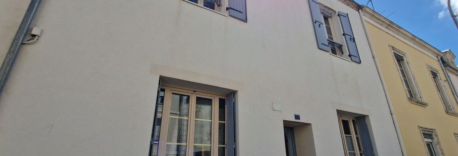 Bureau 6 Pièces 151 m² à vendre à La Roche-sur-Yon (85000)