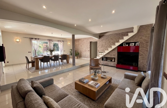 Vente Maison/villa 6 pièces — photo 2