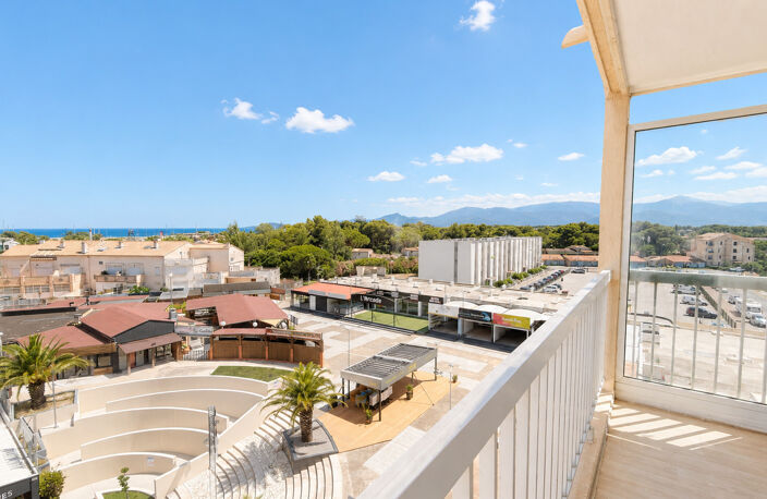 ACHAT SAINT CYPRIEN PLAGE/ PORT - APPARTEMENT T2 ascenseur, terrasse vue port — photo 2