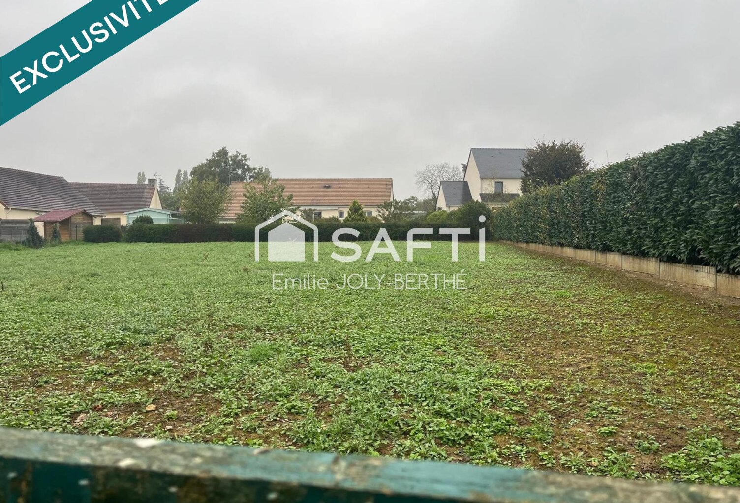 TERRAIN CONSTRUCTIBLE VIABILISE ET BORNE - SECTEUR AUVERS LE HAMON / 72300 — photo 1