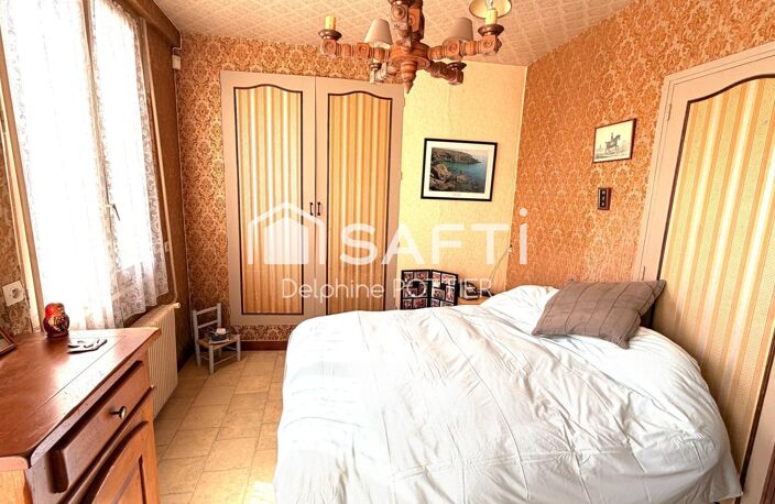 Ensemble immobilier à restaurer, possibilité de faire 4 à 6 logements et garages — photo 5