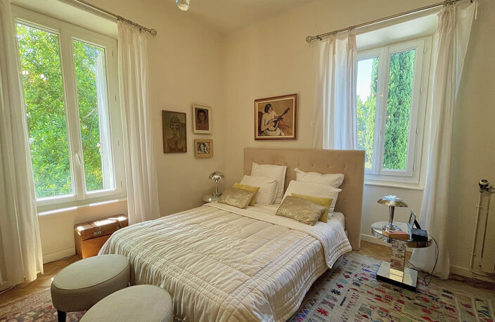 Authentique maison en pierre avec jardin commerces à pieds — photo 5