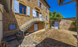 Maison 8 Pièces 200 m² à vendre à Val d'Oingt (69620)