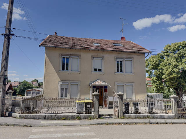 CHARQUEMONT - IMMEUBLE DE 6 APPARTEMENTS LOUES — photo du bien