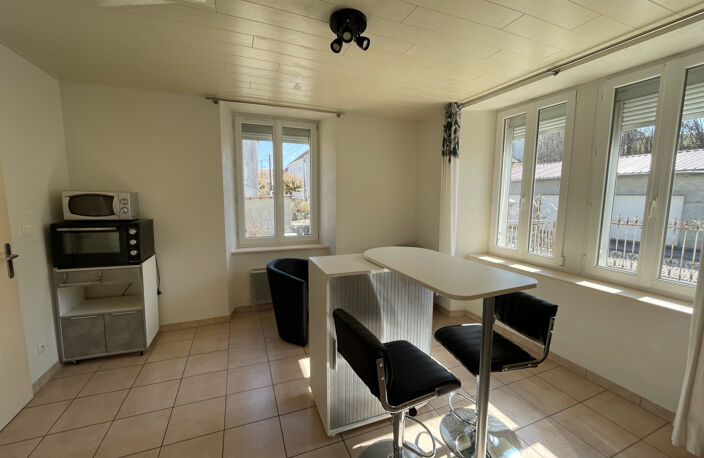 CHARQUEMONT - IMMEUBLE DE 6 APPARTEMENTS LOUES — photo 5