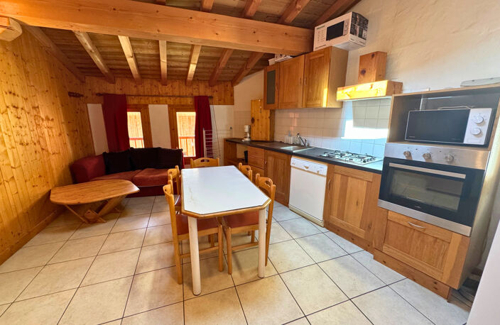 Ensemble immobilier - 6 appartements — photo 3