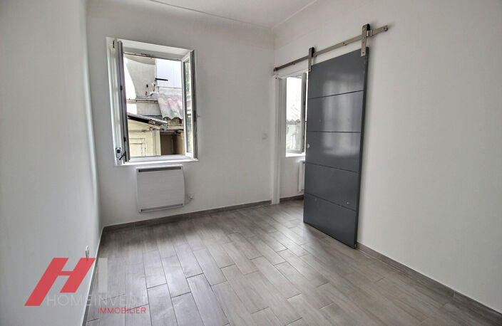 MARSEILLE 13006   T2 RÉNOVÉ AVEC COURETTE, IDÉAL PREMIER ACHAT OU INVESTISSEMENT — photo 5