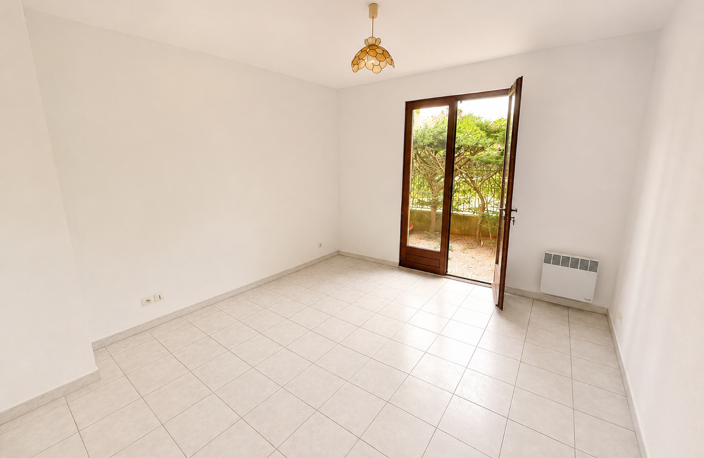 T2 de 60 m2 Le Pradet RDC jardin terrasse — photo 5
