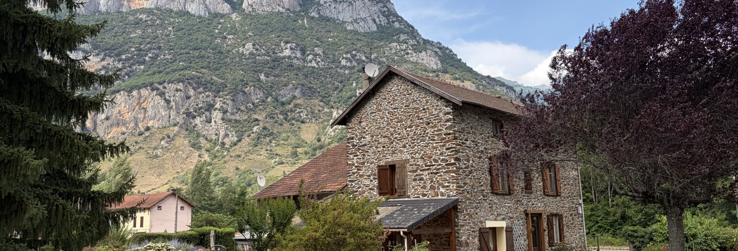 Maison 6 Pièces 110 m² à vendre à Aulos-Sinsat (09310)