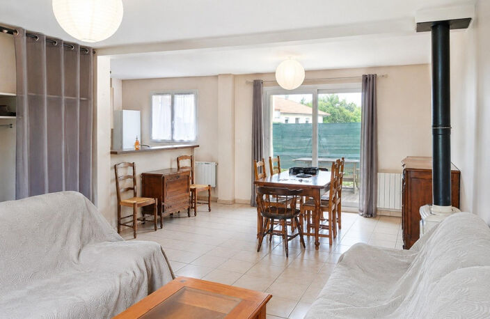 MAISON MEUBLÉE 4 PIÈCES   96 m2   VÉZERONCE-CURTIN — photo 5