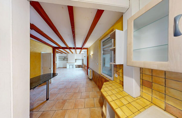 Appartement duplex    83 m2 Carrez / 101 m2 au sol   Proche — photo 3