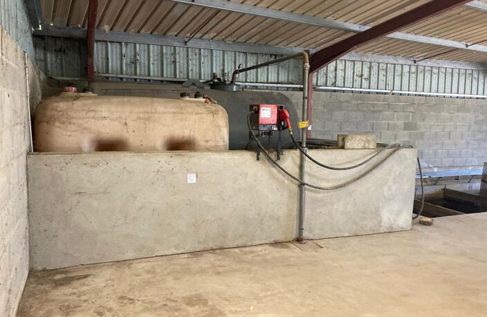 Hangar commercial très bon état et fonctionnel — photo 2