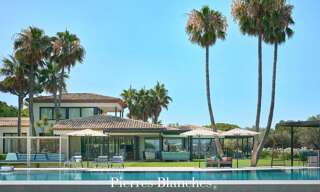 Maison 12 Pièces 1042 m² à vendre à Saint-Tropez (83990)