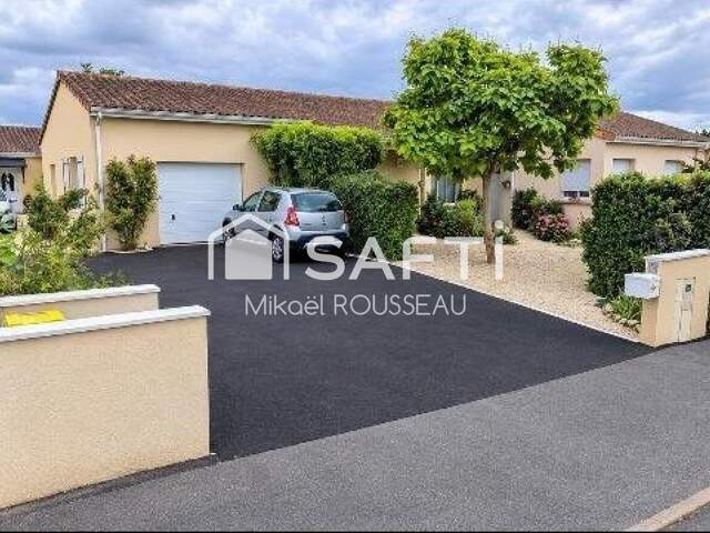 Ensemble immobilier maison / appartement T2 / studio T1 bis de 210 m² de plain pied — photo du bien